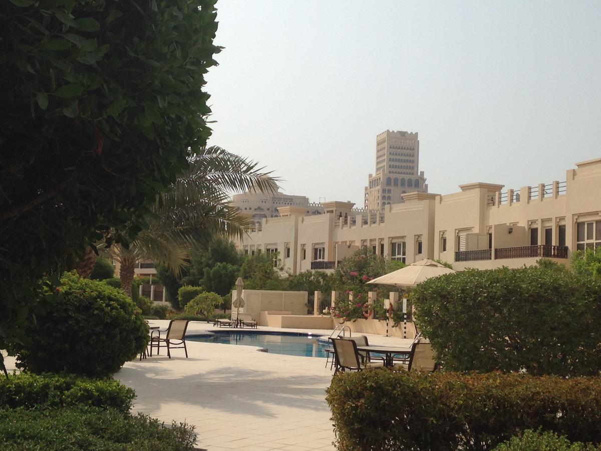 Townhouse Ras Al Khaimah Villa Exterior photo